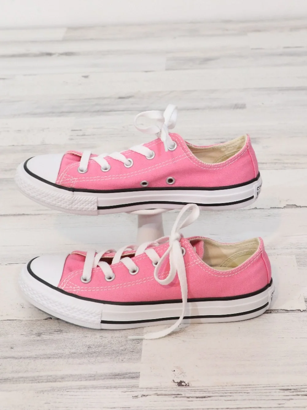 Converse Chuck Taylor All Star Ox Low Top Pink Size 2 Youth/Kids